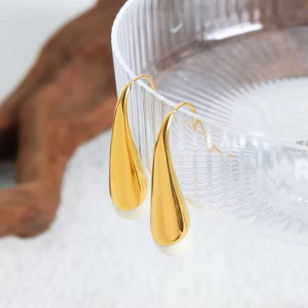 SlayyShine Eclet Earrings in 18K gold plating with sleek minimal design